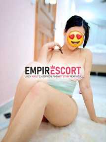 flaca delgada blanquita cuerpo de modelo trato sin apuros mucho amor 😍 besame bien rico enterita