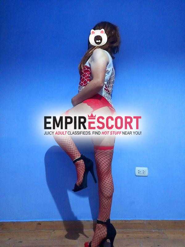 travesti de closet pasiva. sitio full oral y anal