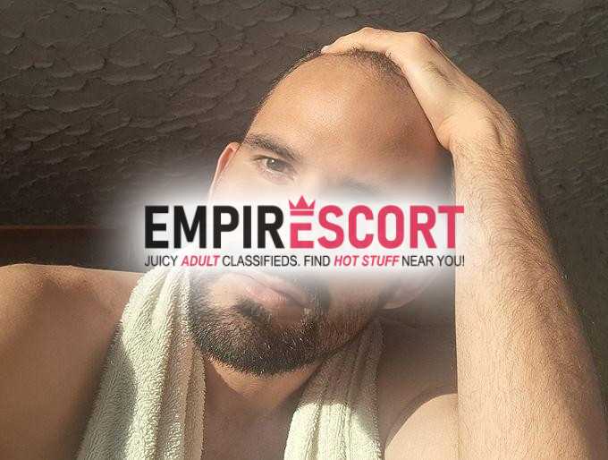scort disponible en chiclayo para complacerte. soy versatil buena verga y culo. atiendo en el hotel trebol y tambien domiclio