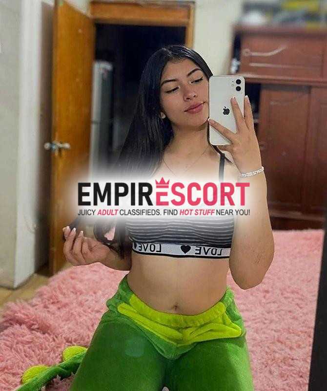 😋 sopita pose 69 desnuda nueva fogosa chupadita de senos estrechita
