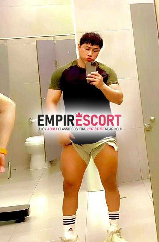 🇨🇴🍆musculoso bisex masajista profesional varonil de ojos claros mido 175 y tengo 24 años