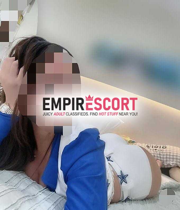 danaiz peruanita anfitriona recien en el ambiente y real
