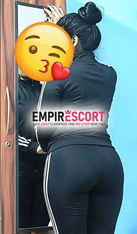 .tu chica de magdalena .nueva en este trabajo tu chinita de ojos bonitos 😘🥵