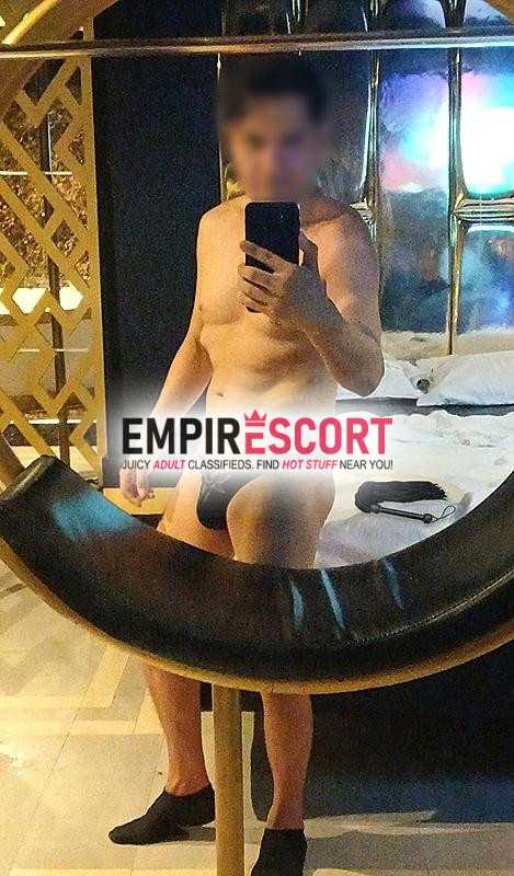 👑 rennato 🇵🇪 semental morboso y arrecho para tu martes de lujuria y relaxx 🍆🍾
