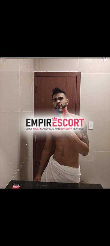 macho flaco lechero 🍼dispuesto hacerte volar tu imaginación.con mi rica verga de 21 cm🍆🍑