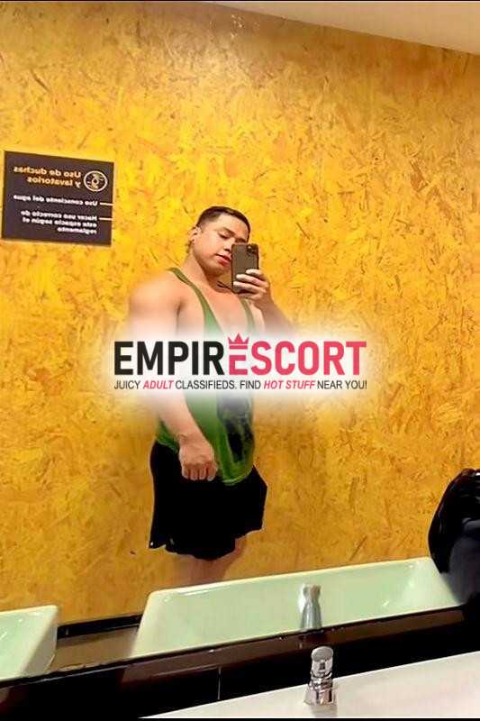 🍆🇨🇴bisex musculoso masajista profesional varonil de buena presencia a1 mido 175 y tengo 24 años