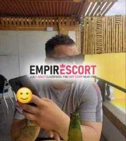 activo masajista guapo 😈🍆