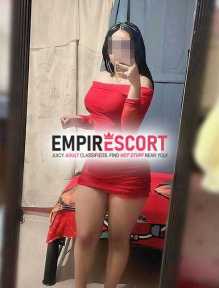 tifanny piernona blanca fotos reales