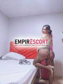 chinita estrechita dispuesta cumplir todas tus fantasías