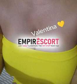 hola amor soy mía valentina 💫 en cuidad de cajamarca havitacion incluida x el paradero de mina 🫶