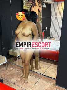 mia 😘 ❤️ real tetona porfavor ver mis fotos renovadas de casa reales 30 aÑos madurita dispuesta aserte oral natural 😋🍆