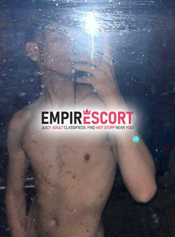 joven twink colageno 18años culon🍑apretadito😋gym💪vendo contenido🎥masajes😏