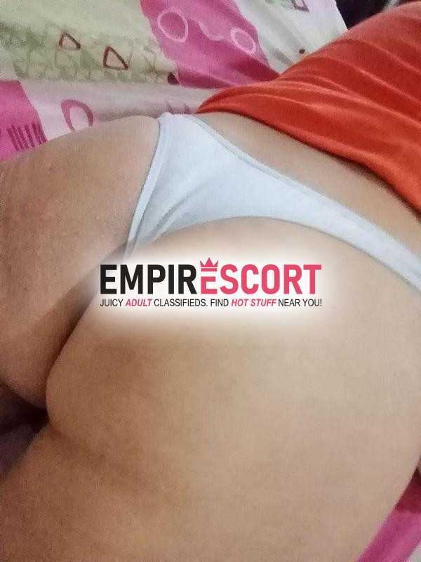sexy travita estrecha sumisa y obediente