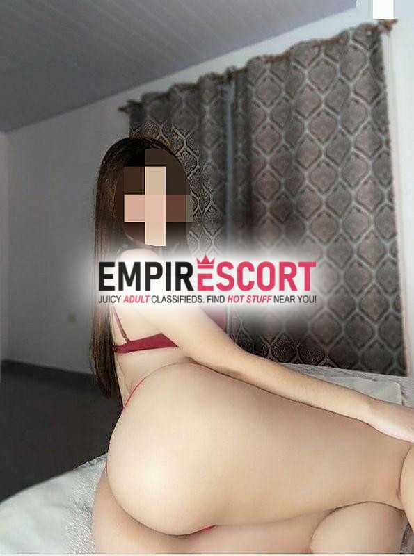 kaitlyn peruana anfitriona nueva en el ambiente