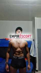 servicio damas joven de 23 años