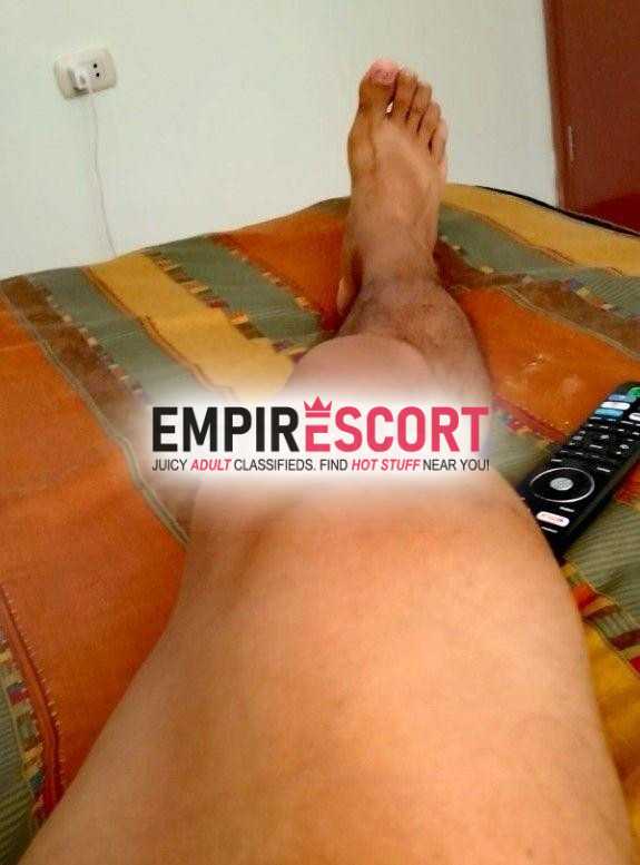 varón de gym porte militar disponible para masajes corporales.hoy domingo libre las 24 horas
