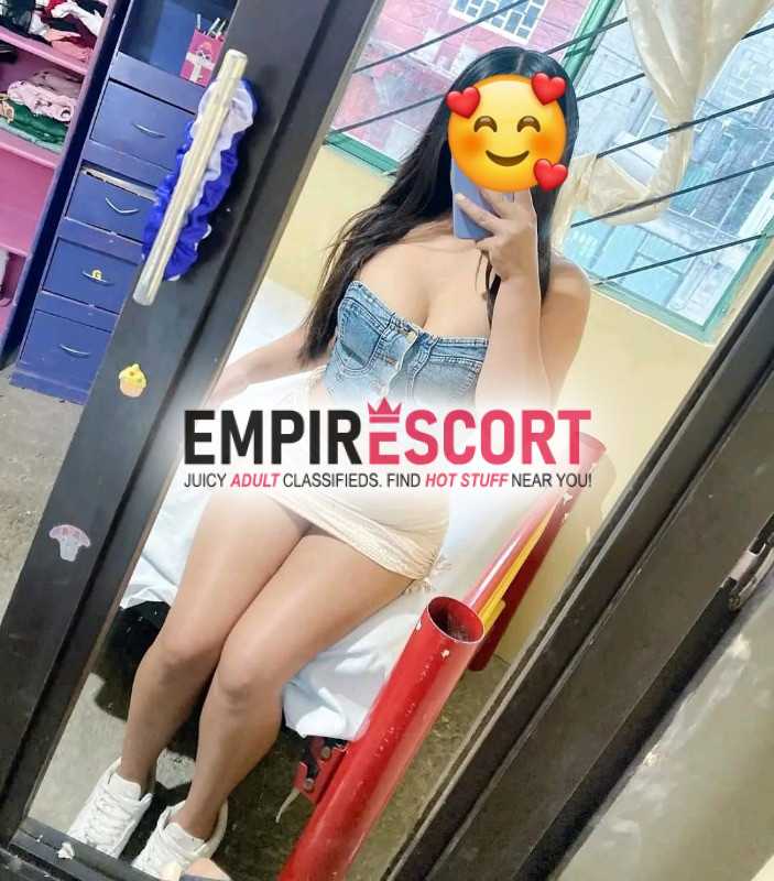 señorita flaquita y estrechita