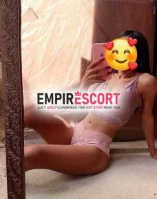 hola mi amor soy morena bien linda buen trato y buen sexo.