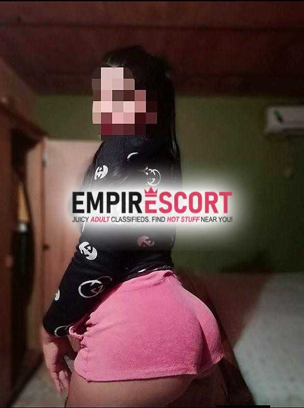 de buen toto. y buenas tetas hembra adicta al sexo