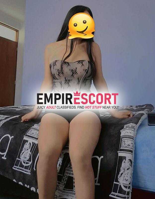 la gata💯🏨 traviesa y muy exuberantea