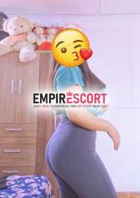 🌹🇵🇪🌹hola estoy dando mis caricias soy huarazina me llamo emely universitaria real de 20 años ojito🌹🇵🇪🌹 única peruanita🌹🇵🇪🌹
