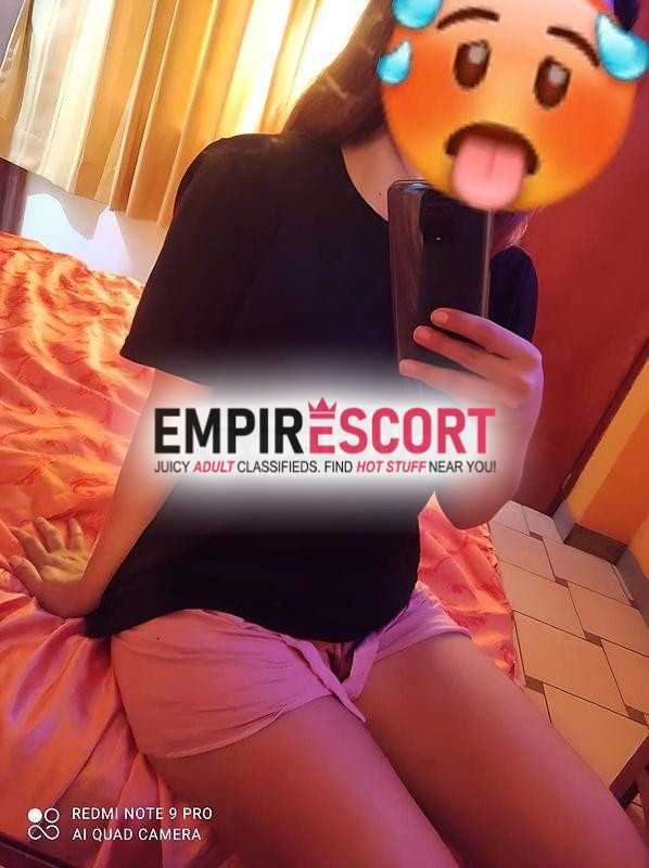 linda peruana que disfruta trabajo
