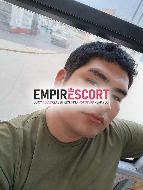 joven dispuesto complacerte