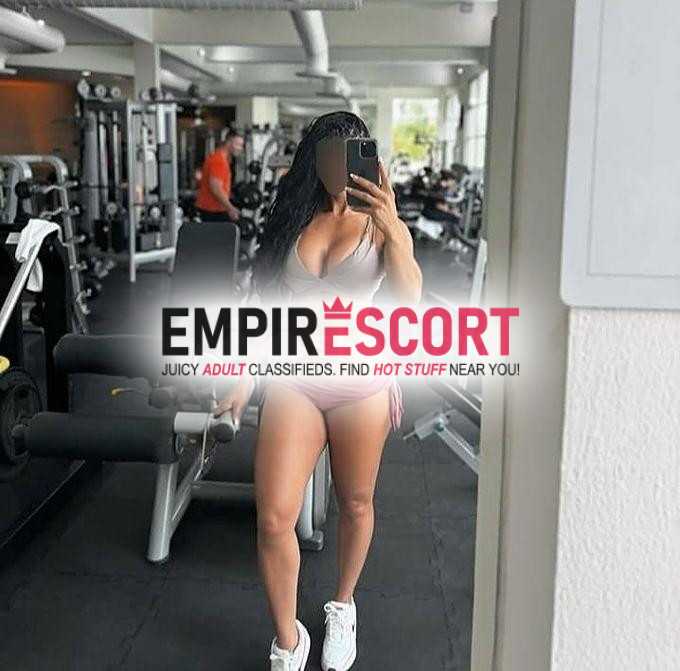 bella colombiana de medidas perfectas muy complaciente profesora de full body